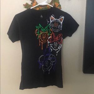 Disney Halloween shirt (Disneyland) medium